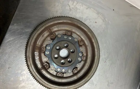 Volkswagen Sharan Flywheel 03G105266O