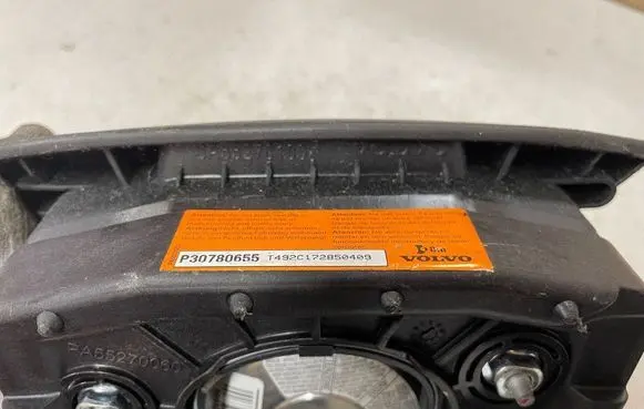 Volvo V70 Steering wheel airbag PA55270060 SA55270100 P30780655