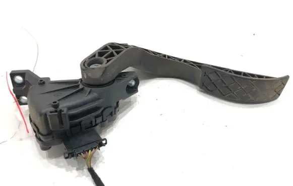 Audi A4 S4 B6 8E 8H Accelerator throttle pedal 8EI723523A