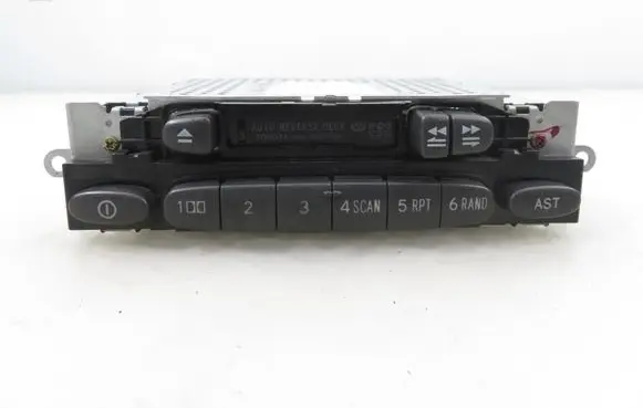 Toyota Yaris Radio/CD/DVD/GPS head unit 8612052021