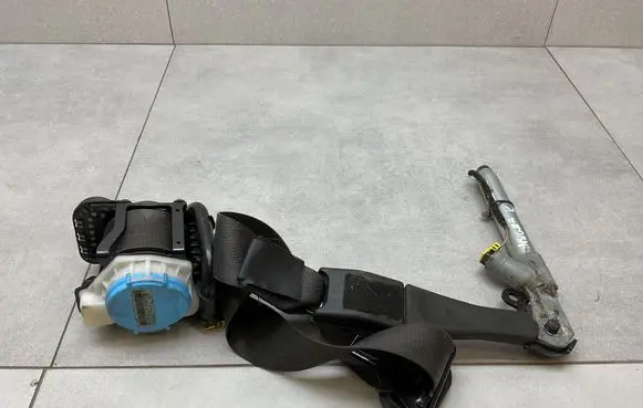 Opel Insignia A Front seatbelt 502JE9C14Y