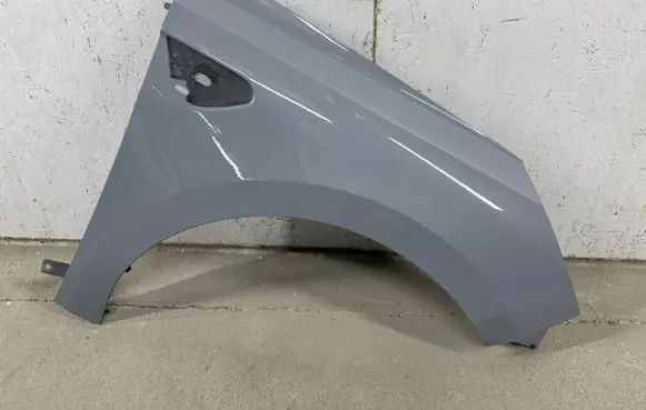 Renault Clio V Fender 
