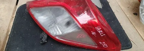 Toyota Yaris Rear/tail lights