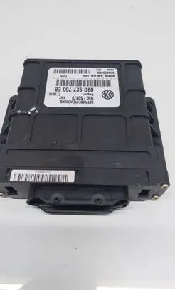 Volkswagen Touareg I Gearbox control unit/module 09D927750EB H50S0879