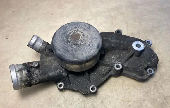 Mercedes-Benz G W461 W463 1st Gen Water pump A6282010001
