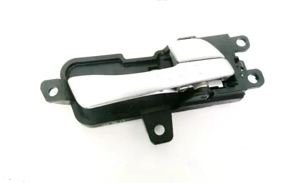 Hyundai Sonata Front door interior handle 826203S000 82620-3S000