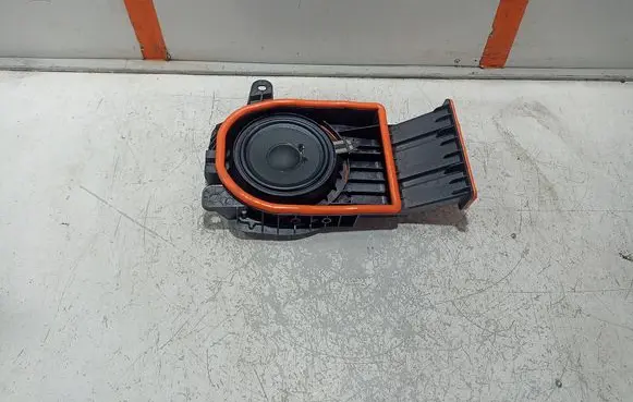 BMW X1 U11 Front door speaker 9878329