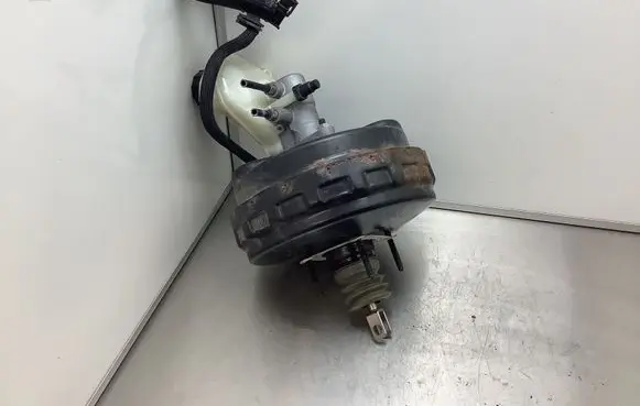 Volvo V70 Brake booster P31274701 03775797014