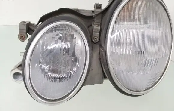 Mercedes-Benz CLK A208 C208 Headlight/headlamp 147551LI PY21W 1156NA