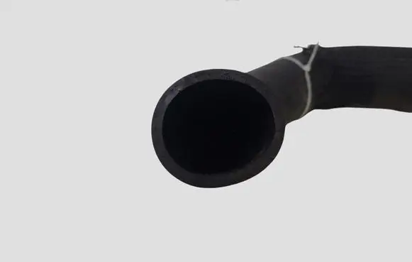 Mazda 3 I Intercooler hose/pipe