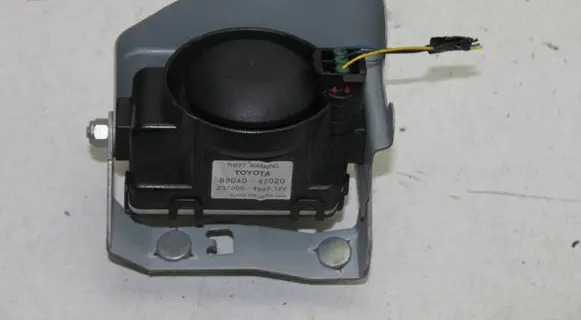 Toyota Prius (XW30) Alarm system siren 8904047020