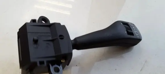 BMW 5 E39 Wiper control stalk 8363664 01204000