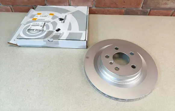 BMW 2 Active Tourer U06 Rear brake disc 6891086