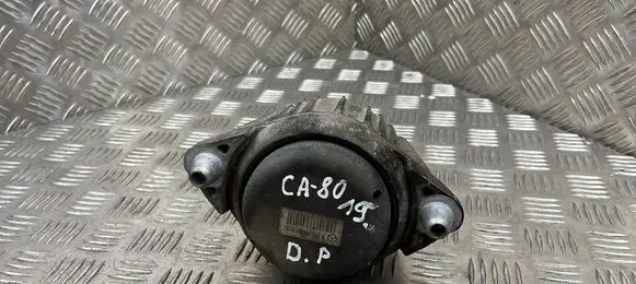Mercedes-Benz E W212 Engine mount bracket A2122406417Q1