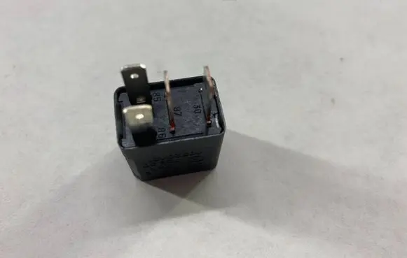 Fiat Grande Punto Other relay 46520421 70230