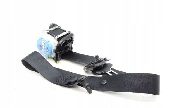 Mercedes-Benz A W176 Front seatbelt