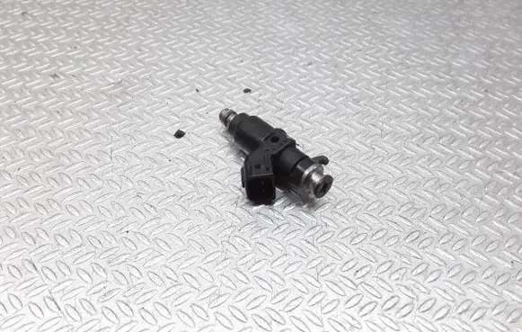 Honda CR-V Fuel injector