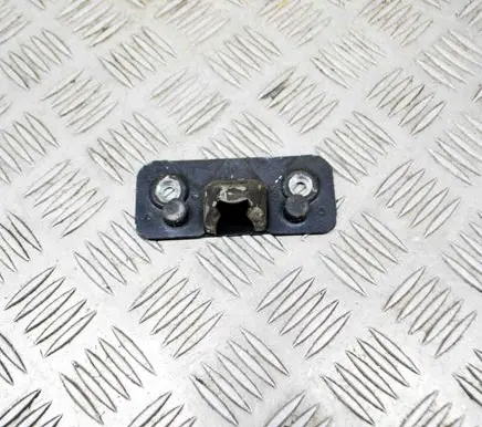 Mercedes-Benz 250 280 W108 Rear door lock loop/hook striker A1117505085 1117505085