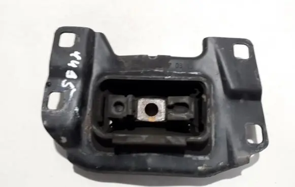 Ford Kuga I Engine mount bracket 5M517M121MB 5M51-7M121MB