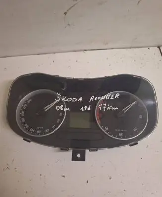 Skoda Roomster (5J) Speedometer (instrument cluster) SKZ7Z0G4245269 5J0920810C V2823466