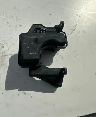 Mini Cooper Hatch Hardtop Vacuum air tank 7560916