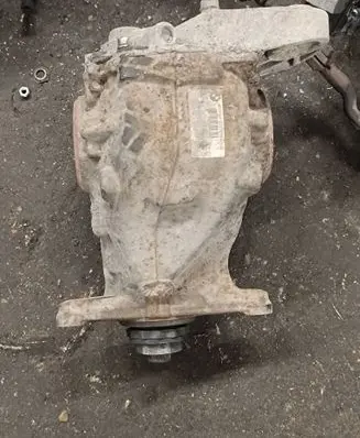 BMW X5 F15 Rear differential 7636994