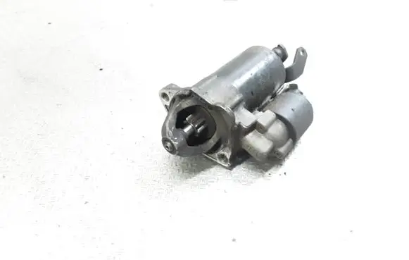 Audi A4 S4 B6 8E 8H Starter motor 06B911023