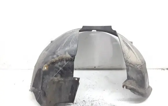 Volvo XC70 Front wheel arch liner splash guards