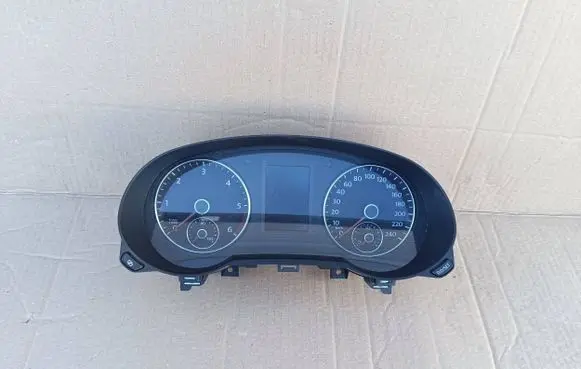 Volkswagen Sharan Speedometer (instrument cluster) 7N0920870A