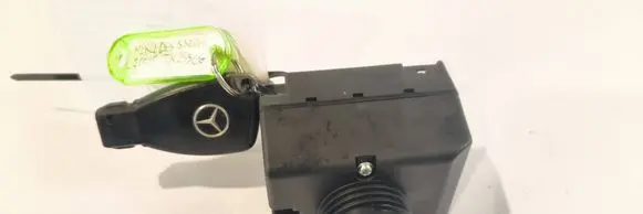 Mercedes-Benz S W220 Ignition lock 2205450708