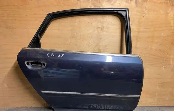 Audi A8 S8 D3 4E Rear door