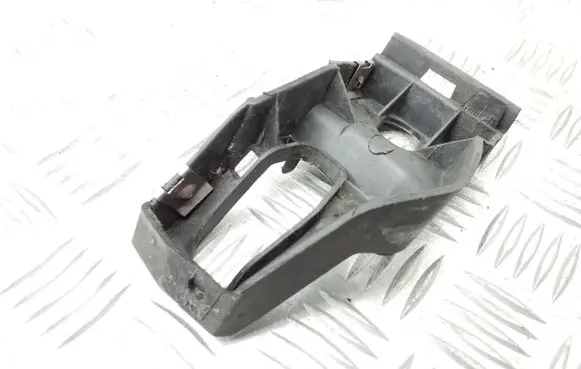 Seat Exeo (3R) Fender mounting bracket 8E0853921D