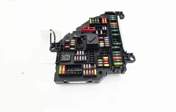 BMW 5 F10 F11 Fuse module 9234423