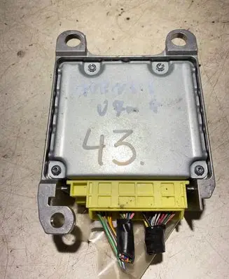 Toyota Avensis T250 Airbag control unit/module 8917005190 215955104