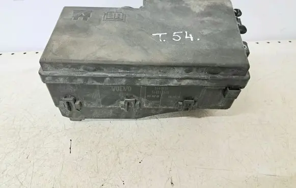 Volvo V50 Fuse box set 8688040