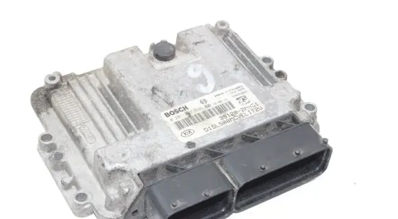 KIA Sportage Engine control unit/module 391202A051 0281017695