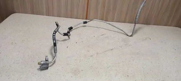 Air conditioning (A/C) pipe/hose