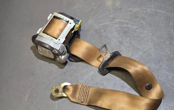 Audi A8 S8 D3 4E Middle seatbelt (rear) 4E0857807A 602133700