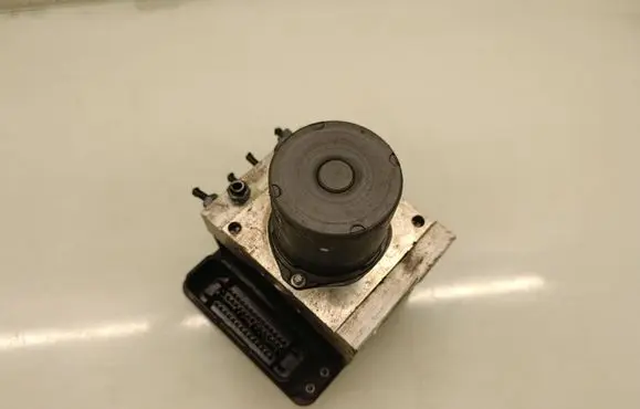 Audi A6 S6 C7 4G ABS Pump 4G0907379H