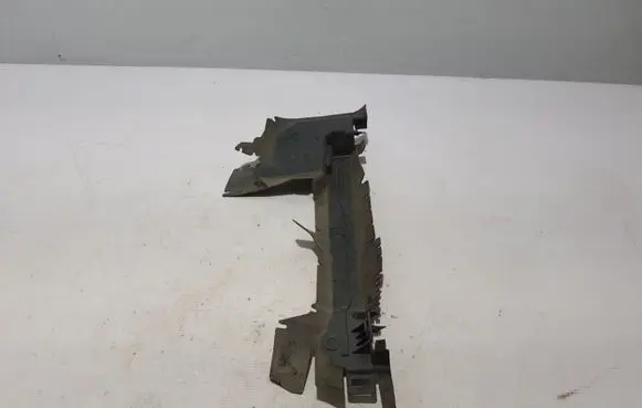 Opel Combo E Intercooler air guide/duct channel 9817397680