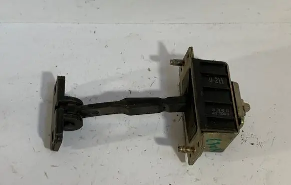 Mercedes-Benz E W211 Rear door check strap stopper A2117300116 28050203 2117300116