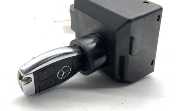 Mercedes-Benz CLA C117 X117 W117 Ignition lock A2469055003