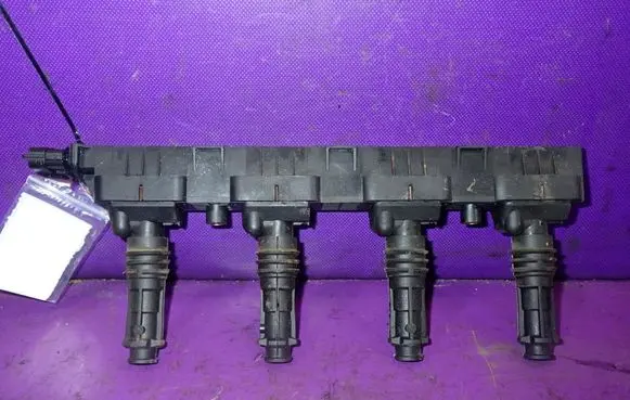 Opel Corsa C High voltage ignition coil 