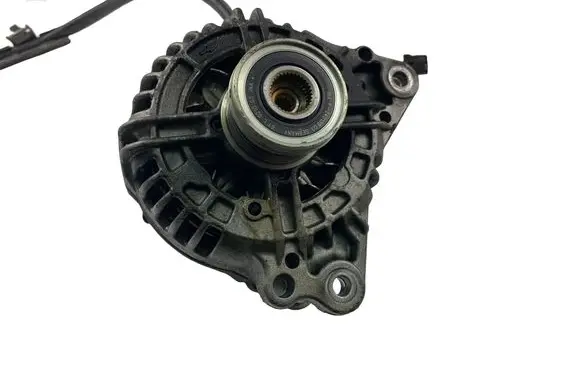 Volkswagen Golf VII Generator/alternator 03F903023D