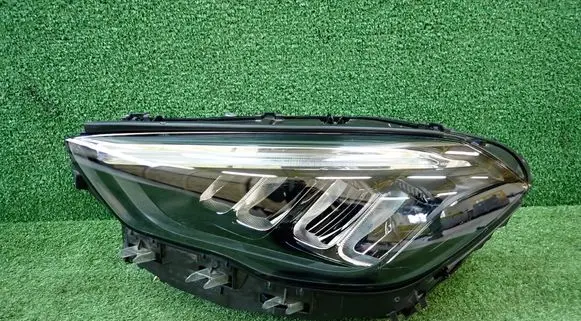 Mercedes-Benz GLA H247 Headlight/headlamp A2479066107