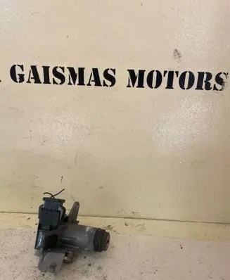 Audi A4 S4 B6 8E 8H Tailgate exterior lock 8e0827573