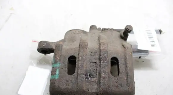 Mitsubishi Outlander Front brake caliper