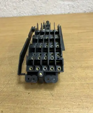 Mercedes-Benz E W124 Fuse box set 1245401250 1245404906
