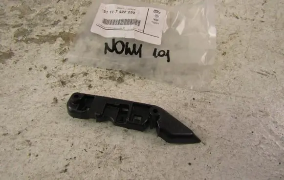 BMW 3 G20 G21 Front bumper mounting bracket 7422250