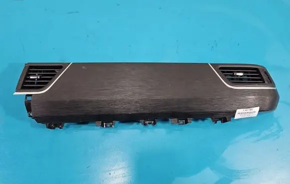 Renault Trafic III (X82) Dashboard air vent grill cover trim 687603893R IMPRK1551562
